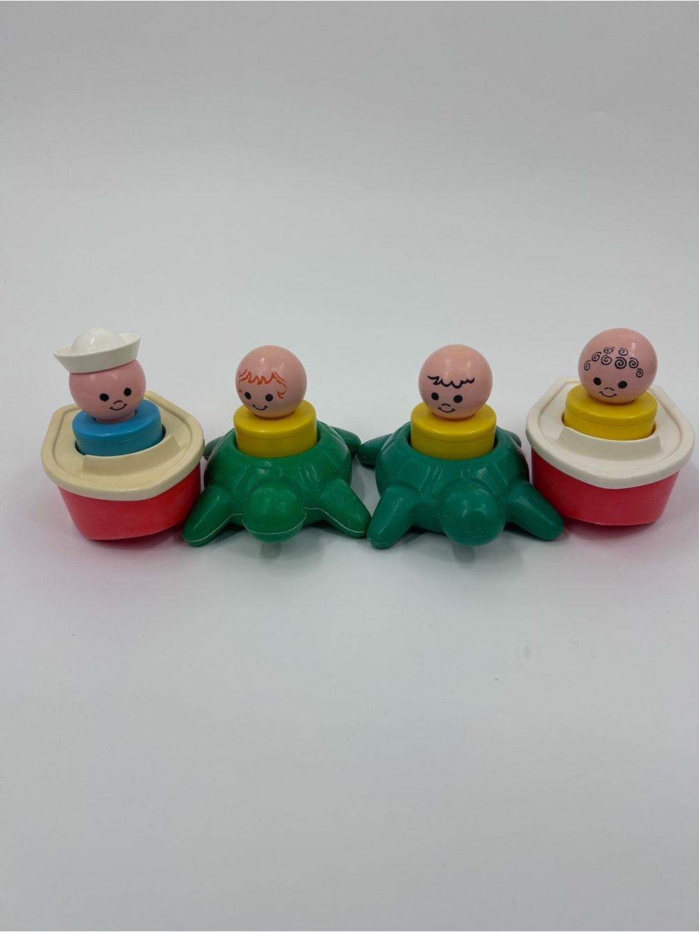 Vtg. Fisher-Price Little People Floating Family Bathtime Toys